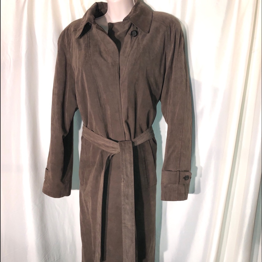 Olive green/khaki faux suede trench/raincoat w/removable hood, belt, & lining